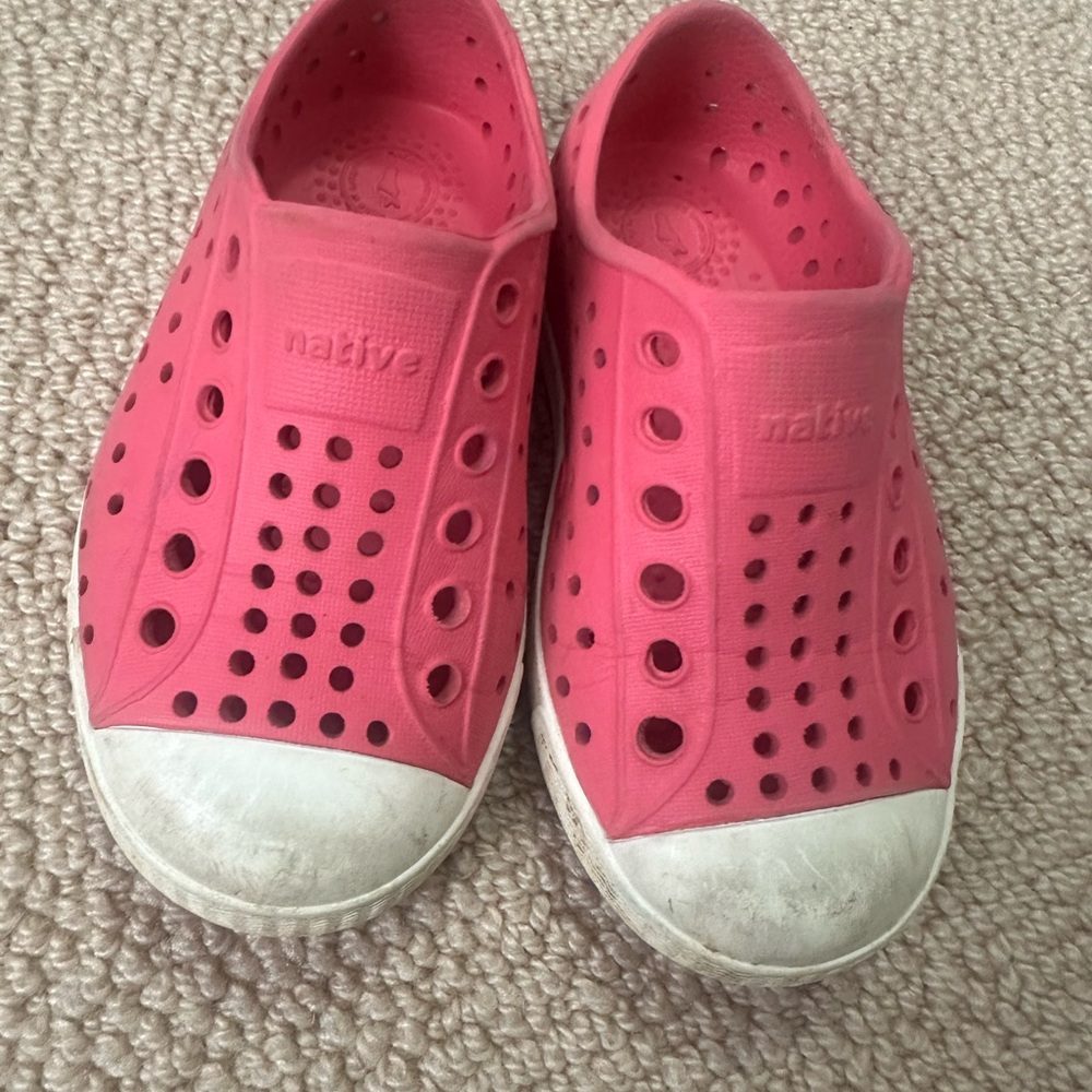 Native Kids Coral Slip-On Water Shoes